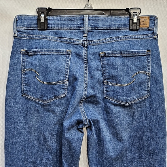 Levi Signature Mid Rise Straight Medium Wash Denim Blue Jeans  Size 12S - Picture 4 of 7